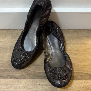 Tahari Black Glitter Flats